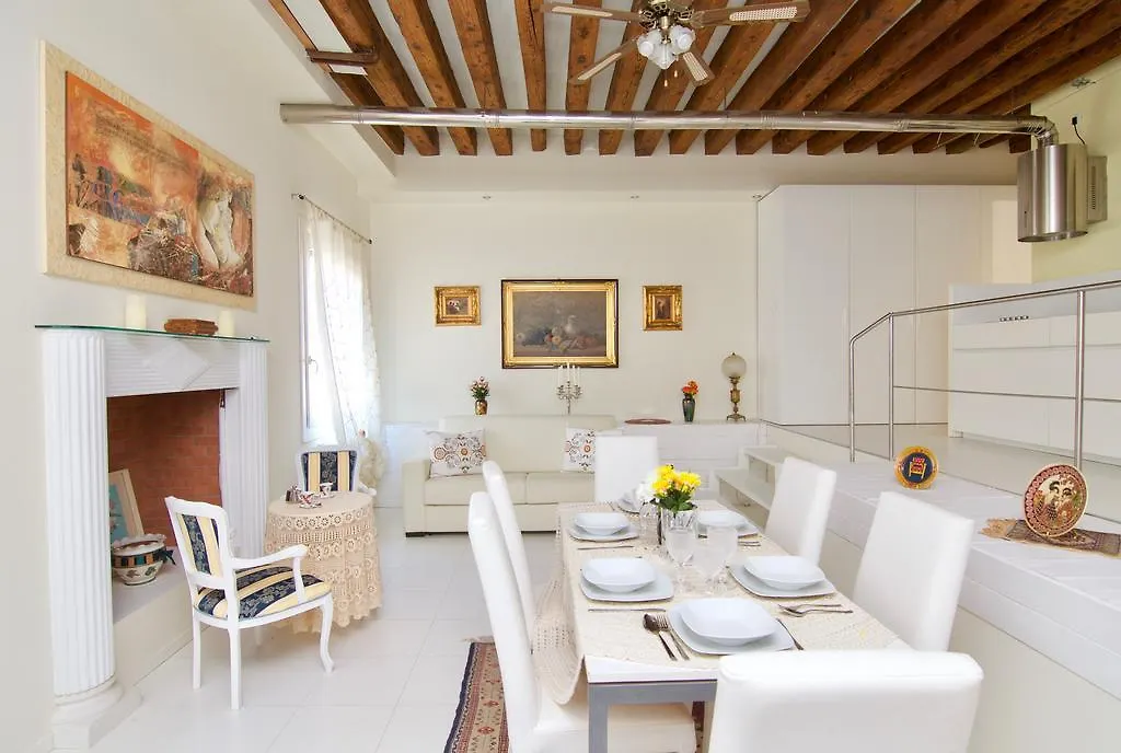 Apartamento Venezia Gentile 0*, Venecia Italia